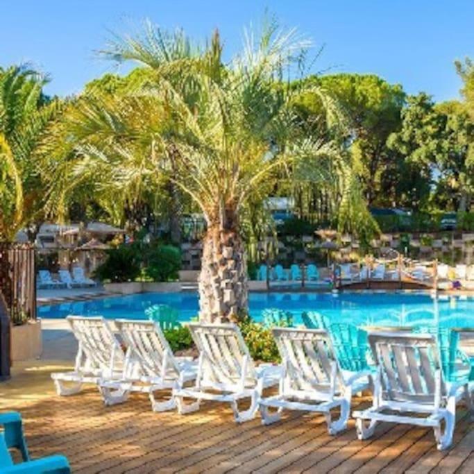 Mobile Home 6-Pers Camping Lei Suves-Cotes D'Azur-Including Airco Roquebrune-sur-Argens Exterior foto